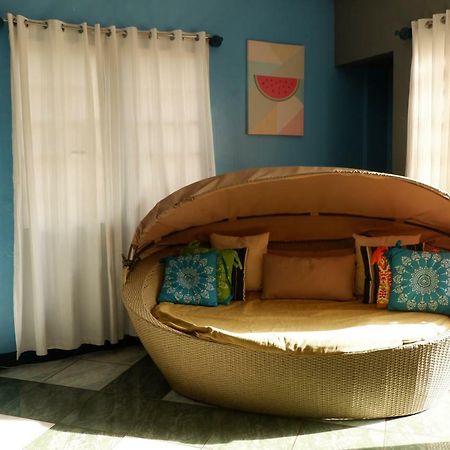 Tagaytay Modern Guesthouse - City Center Tagaytay City Екстериор снимка