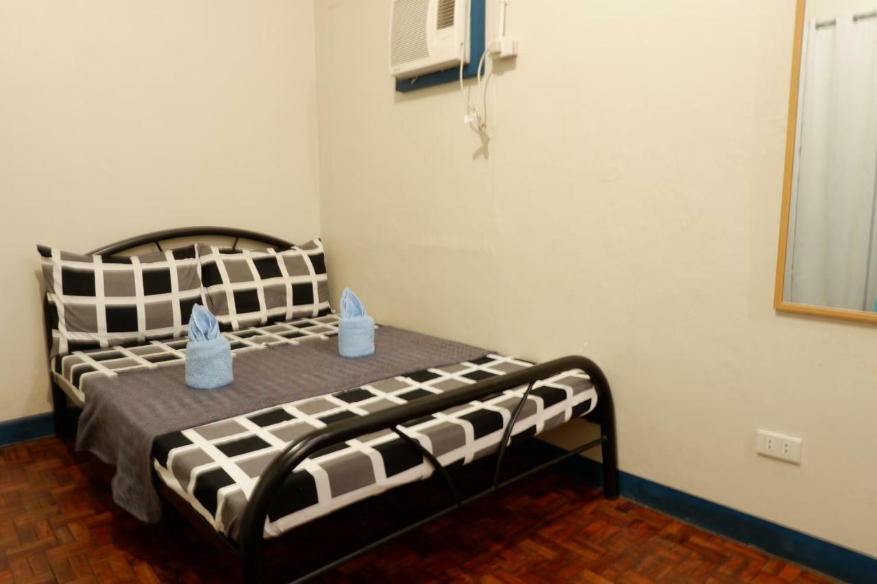 Tagaytay Modern Guesthouse - City Center Tagaytay City Екстериор снимка